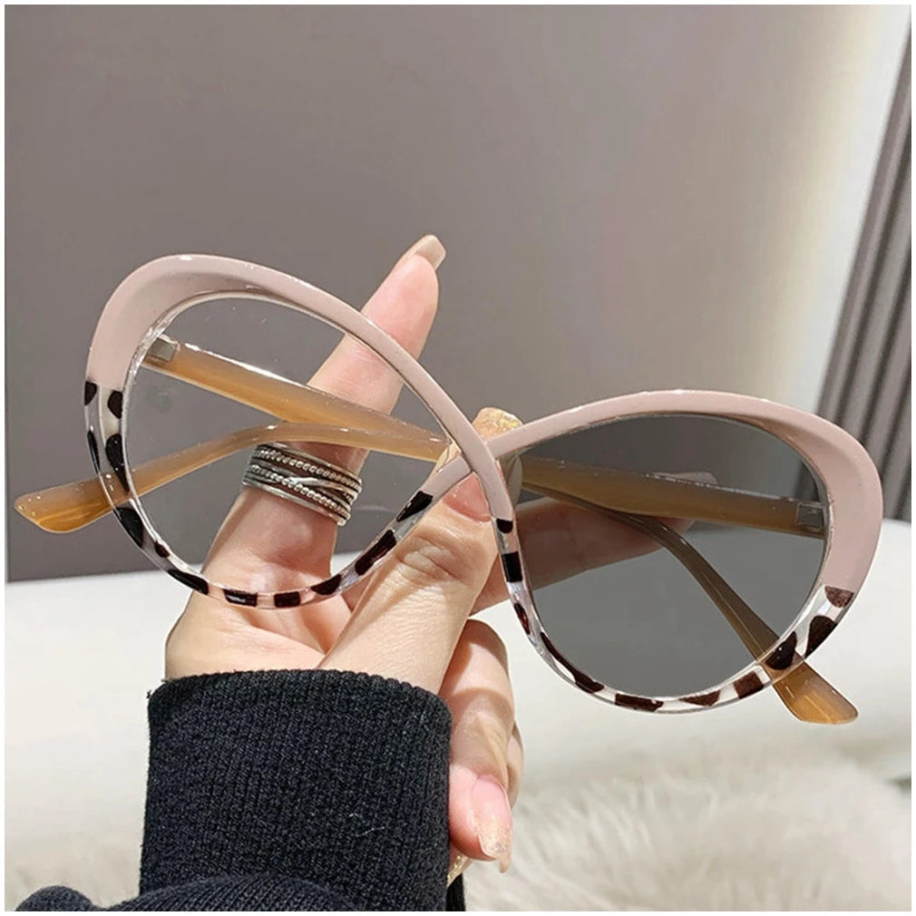 2024 New Arrival Hot Selling Photochromic Color Changing Women PC Frames Photochromic Anti Blue Optical Glass MegaBDM