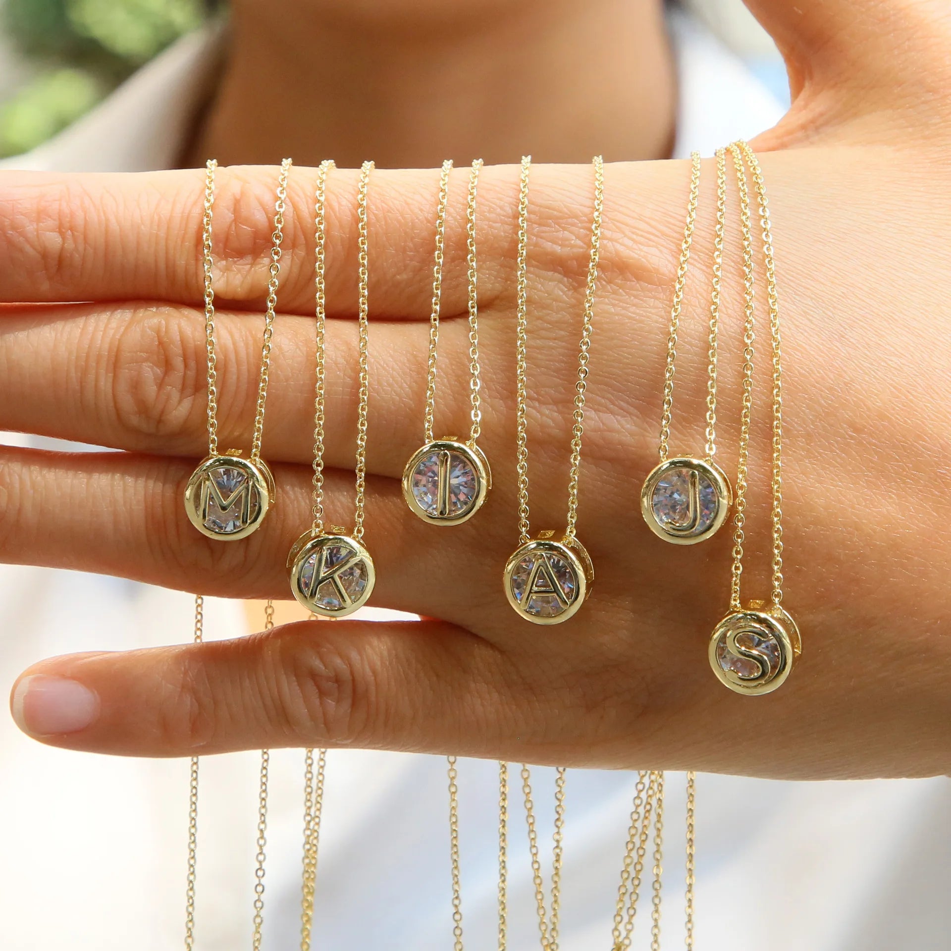 New Arrival Gold Plated Brass Round Cz Letter Initial Necklace for Women