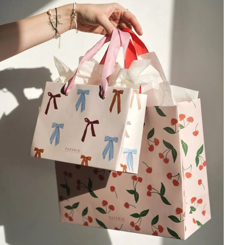 Luxury Custom pink Retail Boutique Shopping Paper Gift Bag Cardboard Packaging Bags with Your Own logo Print Handle MegaBDM