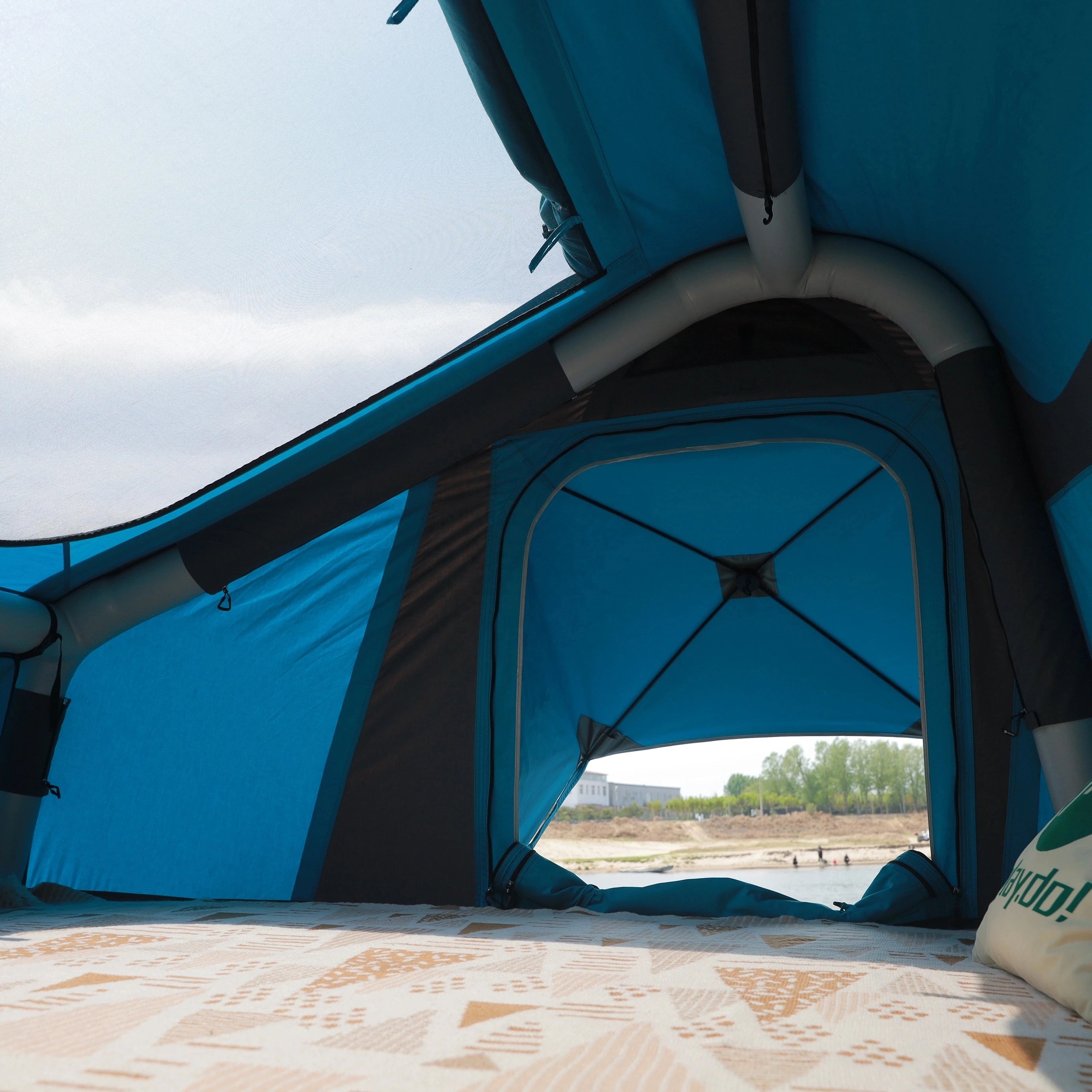OEM logo Amphibious Inflatable Roof Top Tent ODM Inflatable Camping Tents Camping Outdoor Glamping Tents for Sale