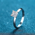 925 Sterling Silver Factory Direct High Quality  Trendy White Gold Plated Moissanite  Ring Gra for Girlfriend