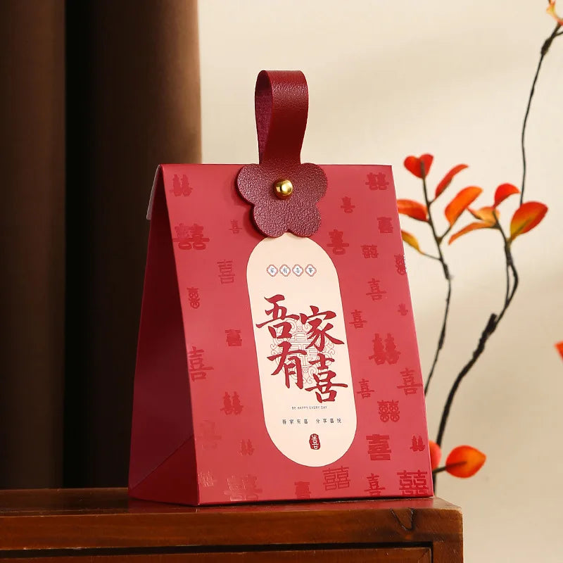 JUXINDA Hot Selling Item High-End Wedding Candy Box Handheld Floral Candy Box Engagement Candy Storage Box Candy Gift Box.