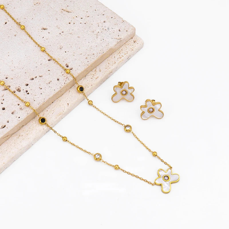 High Quality Waterproof Irregular Flower Jewelry Set Fashion 18K Gold Plated Pearl Diamond Stainless Steel Jewelry Set for Women MegaBDM