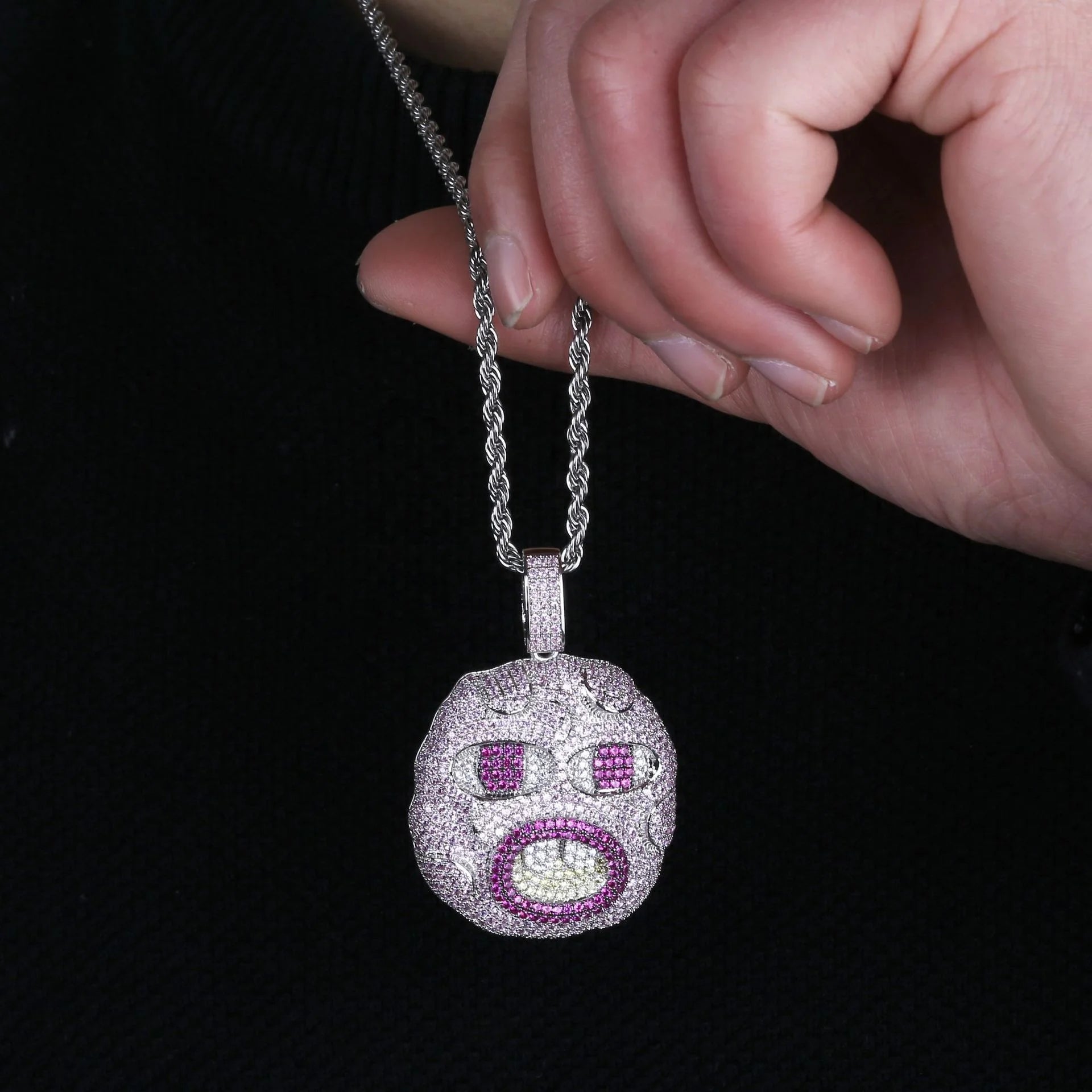 Personalized Cute Cartoon Character Hipster Charm Necklace Exaggerated Big Front Teeth Pendant Hip Hop Brass Cubic Zirconia Gift