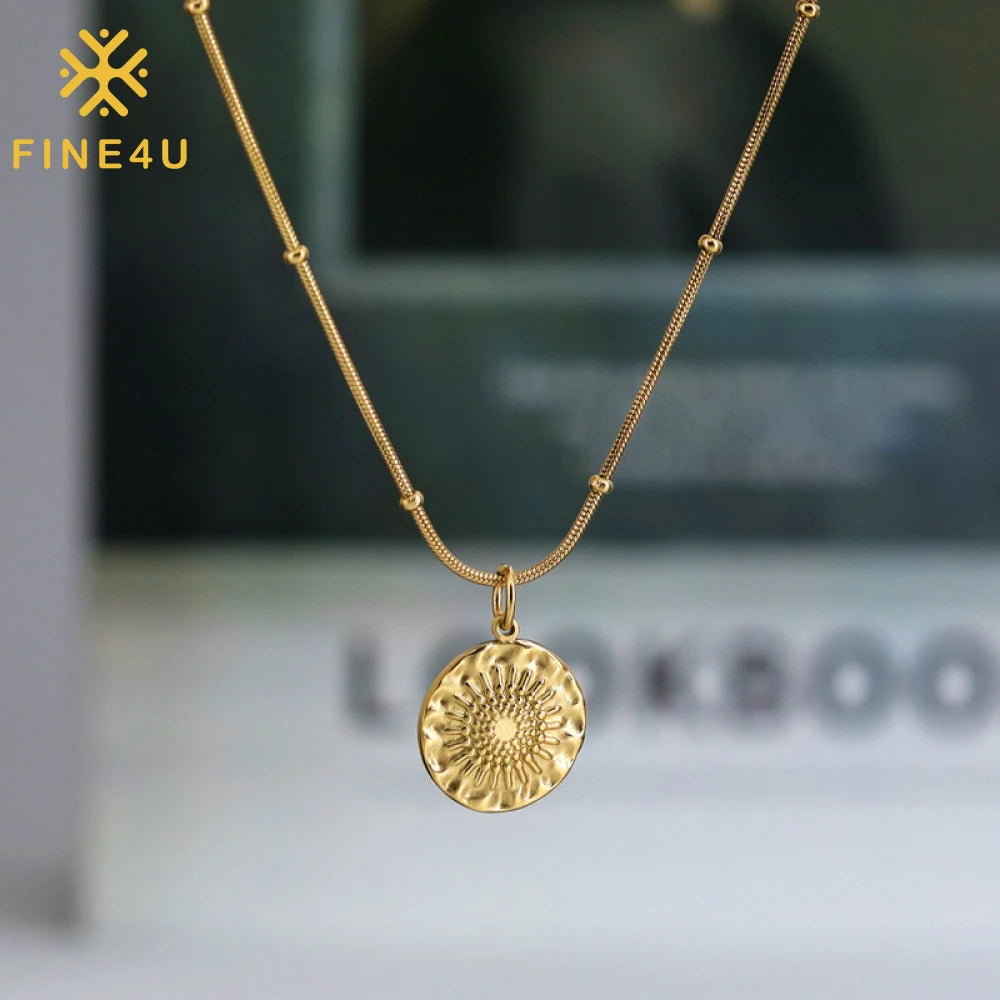 Vintage Chrysanthemum Relief Medal Pendant Sweater Chain Necklace Stainless Steel Gold Plated Necklace Jewelry