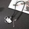 TongLing Vintage Necklace Exquisite Ginkgo Leaf Alloy Pendant Long Necklace for Daily Life
