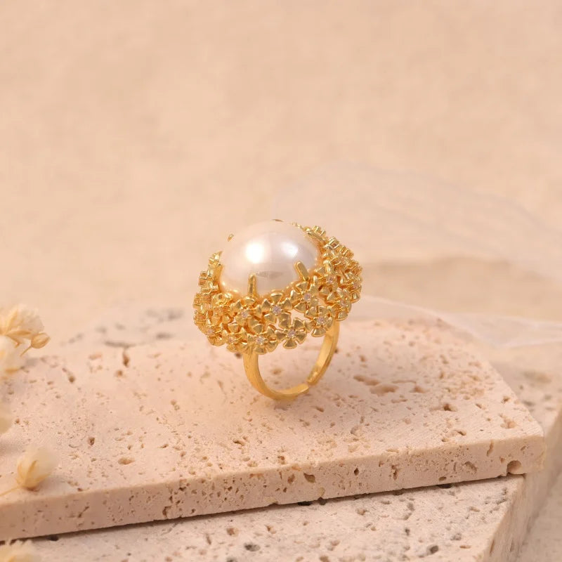 Pearl Flower Promise Ring for Women Pearl Adjustable Expandable Open Rings Fashion Dainty Anniversary Wedding Jewelry Gifts