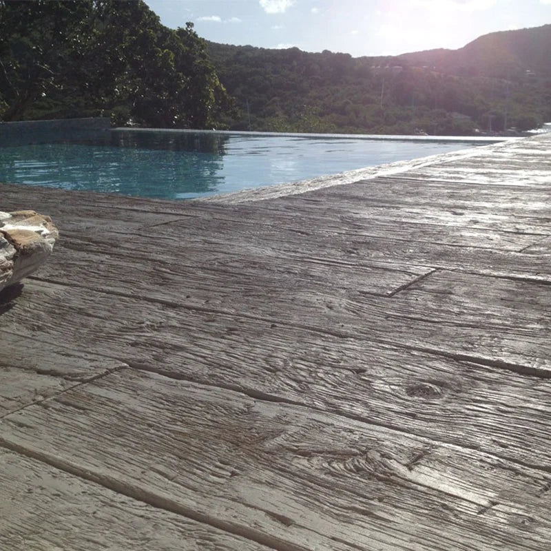 Modern European Design PU WPC Flooring Waterproof Outdoor Paving Recyclable Luxury Resorts Villas Swimming Pools Parquet Surface