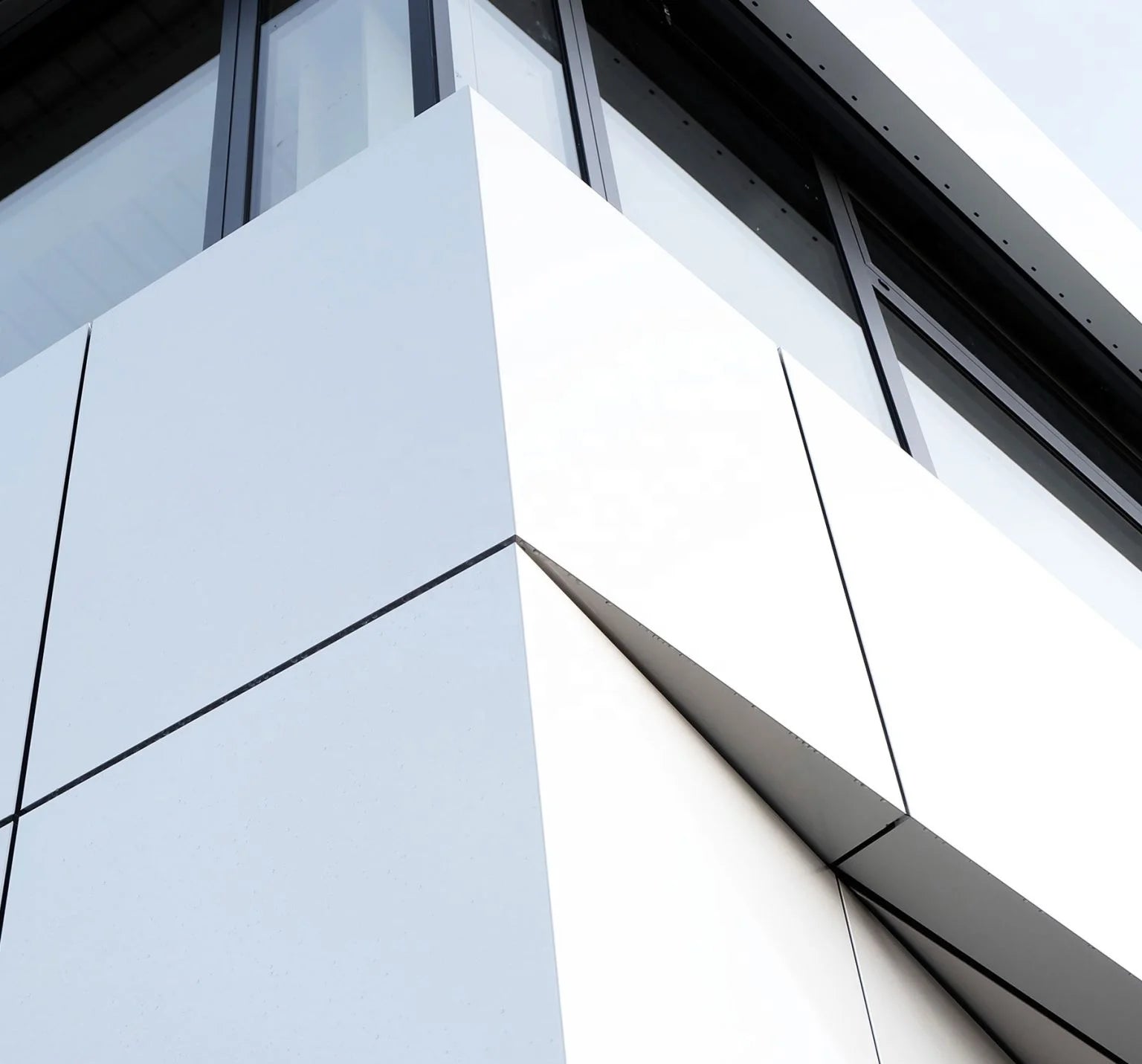 RAL 1013 White Color Aluminum Composite Panel Facade Panel Wall Facade Alucobond Covered