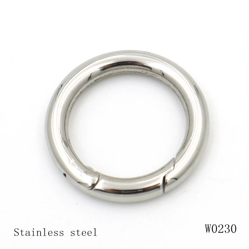 Luxury Stainless Steel 30mm Round Carabiner with Strong & Heavy Duty Trigger Snap Hook for Bags Outdoor Gear & Accessories