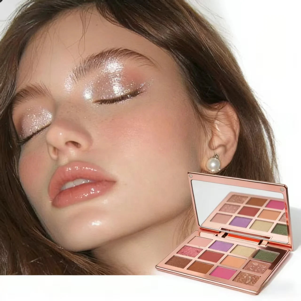 Highly Pigmented Naturing-Looking Long Lasting Waterproof Blendable Eyeshadow Palette