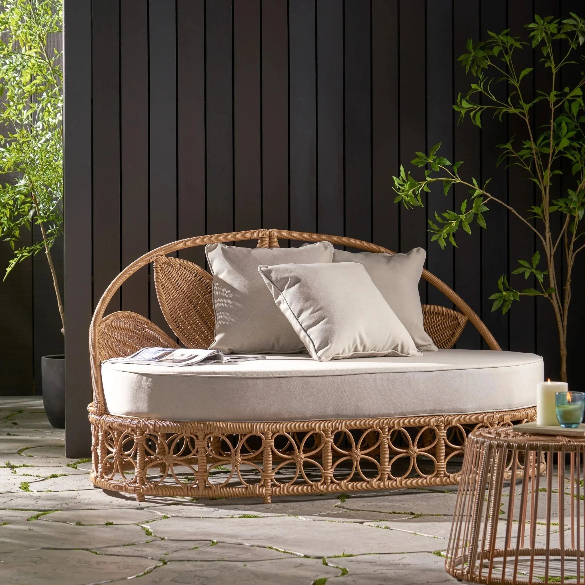 All-weather Outdoor Furniture Hotel Patio Rope Rattan Sofa Set Rope Weaving Garden Sofa Backyard Garden Sofa Couch