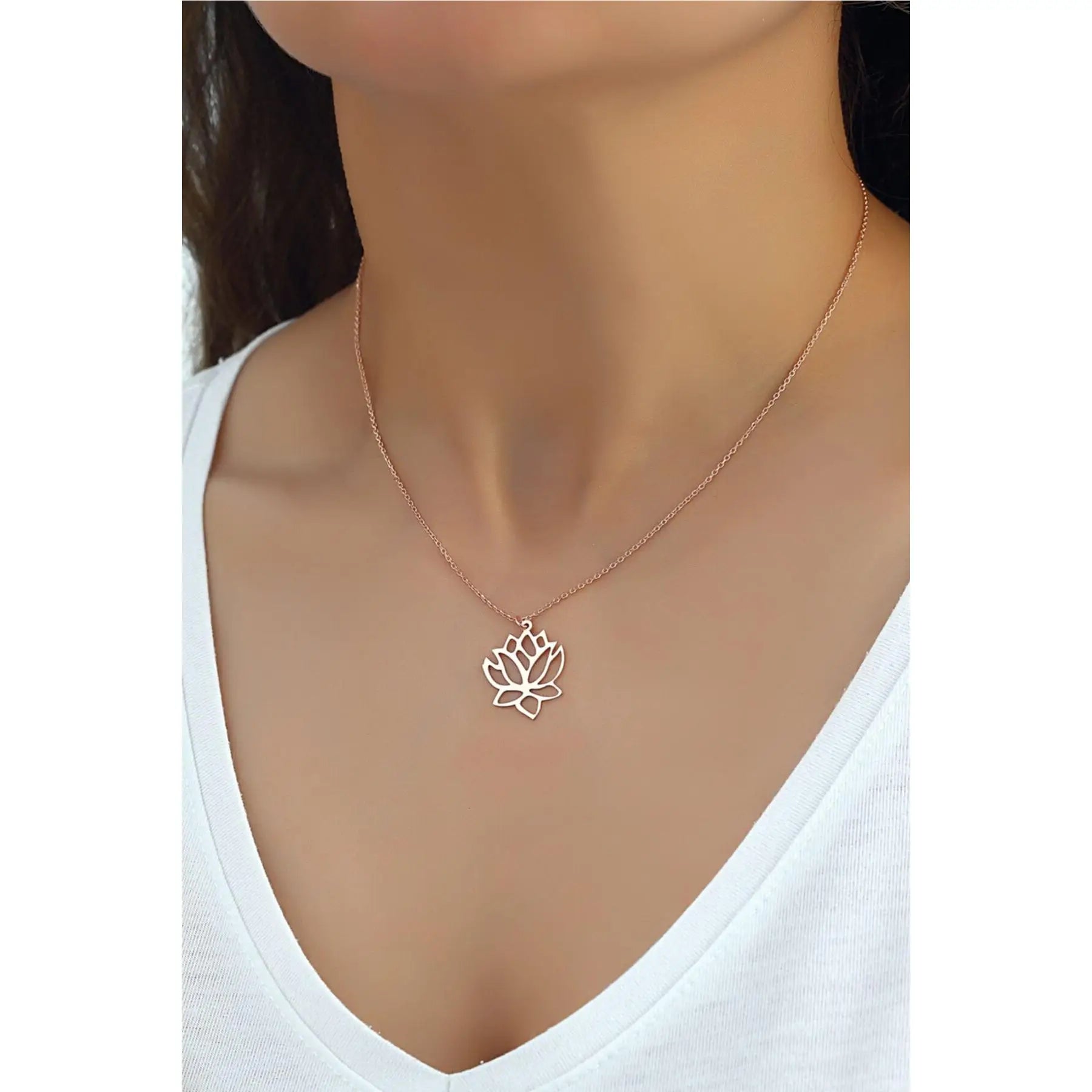 Azuris 925 Sterling Silver Lotus Design Fine Pendant Necklace Elegant and Stylish Accessory Turkey