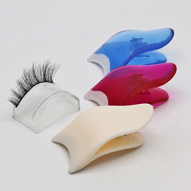 Wholesale Eyelash Curler Cosmetic Accessories False Eyelash Applicator Tool for Makeup Beginner