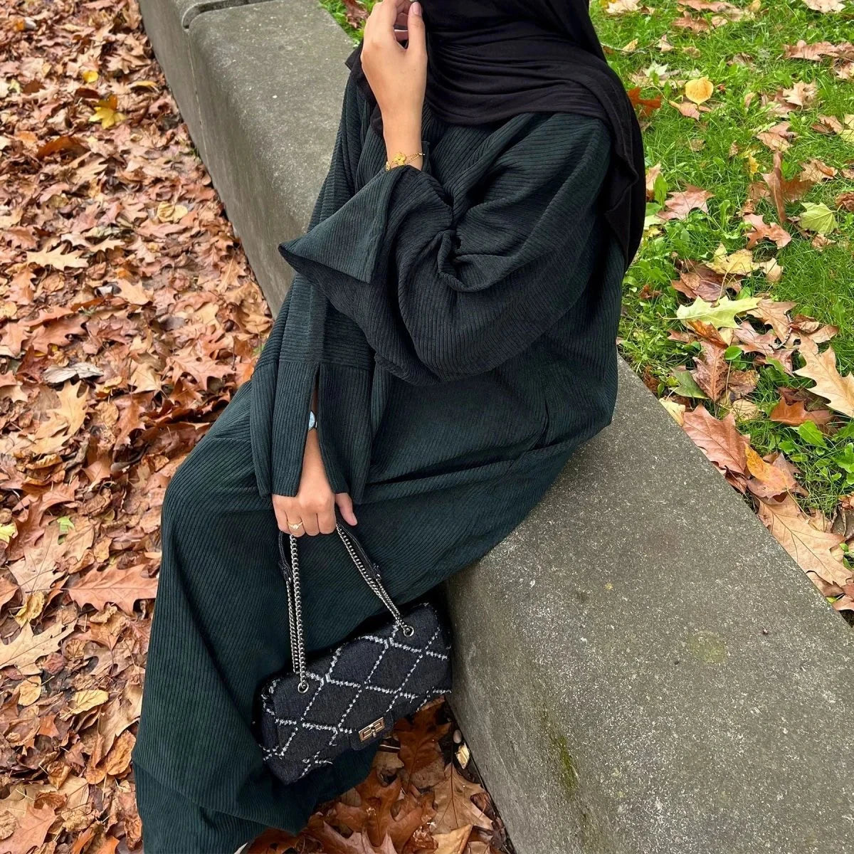 Wide Sleeve Corduroy Abaya with Side Pockets Modest Elegant Thick Muslim Women Dress Islamic Clothing Wholesale Abaya