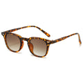 Wholesale Custom Logo Fashion Retro Women Gradient Sunglasses UV400 Rivets Square Sunglasses Men Women