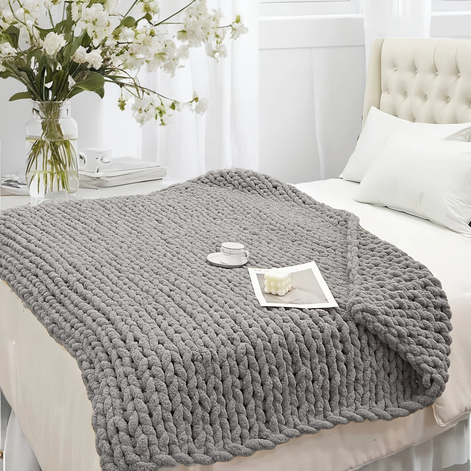 Best Sell Chunky Knit Throw Eco-friendly Soft Chenille Yarn Handmade Weighted Knitted Blanket