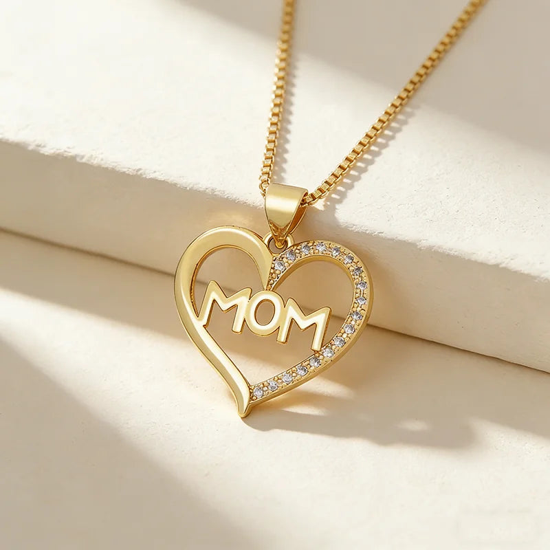 QIKU New Trendy Letter MOM Pendant Heart Shape Crystal Gold Color Women Necklace Copper Cubic Zircon Jewelry Mother's Day Gift