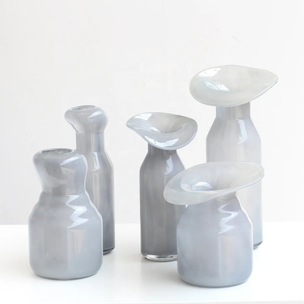 Modern Design Grey Soda-lime Lead-free Glass Bottle Vase Unique Petal Wavy Rim Tabletop Centerpiece Customizable Home Decor 4