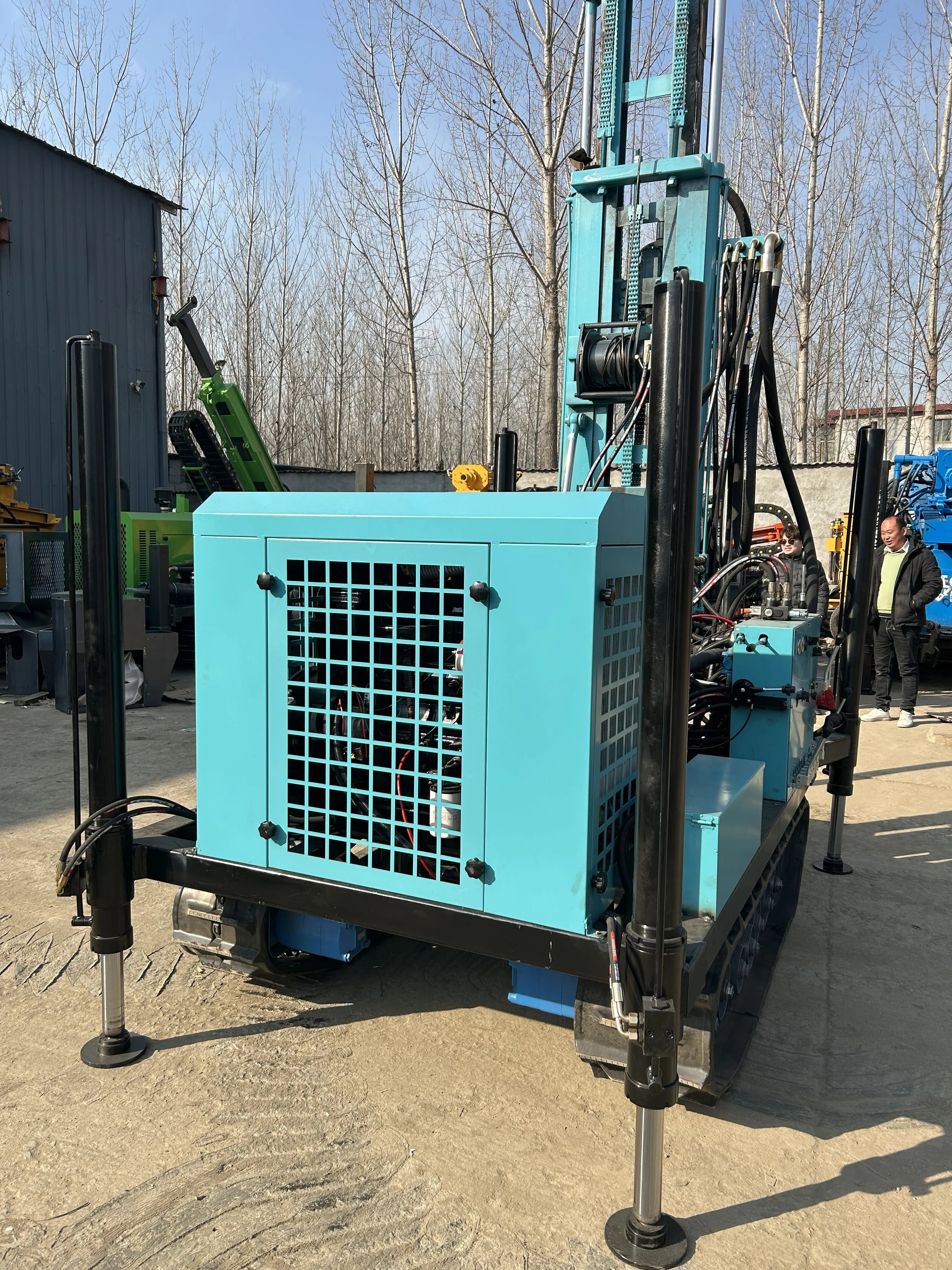 Professional Diesel-Driven Hydraulic Stable-Operation Smooth-DrillingHR-300C Water Well Drilling Rig