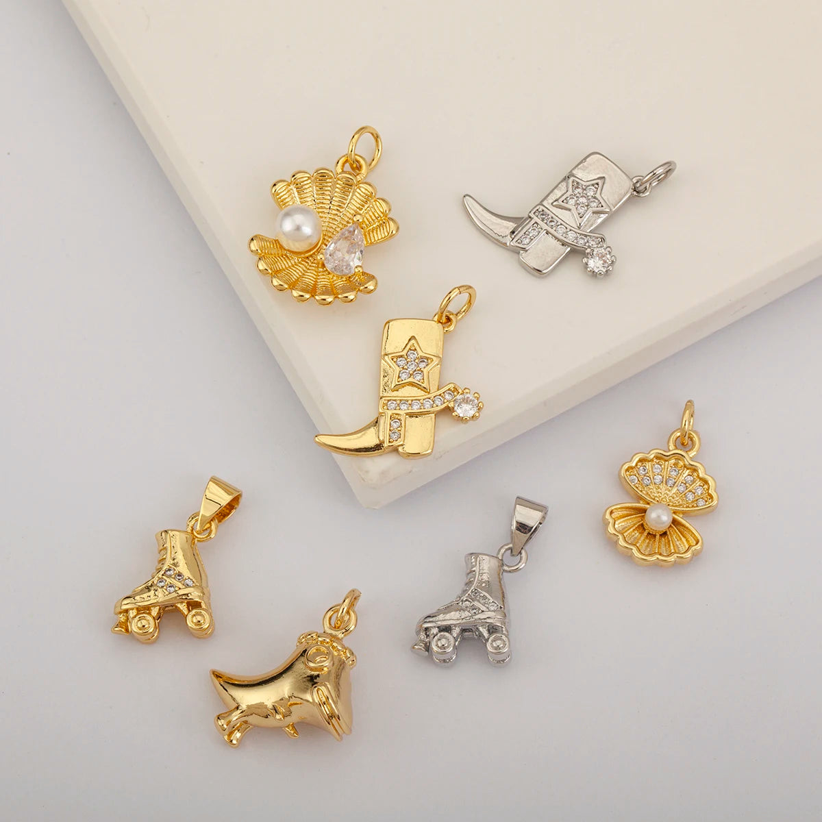 QIKU Wholesale Cute Theme Shell/Cowboy Boot/Roller/Skate Charms with Faux Pearl & Rhinestone Mini Fashion Jewelry Accessories