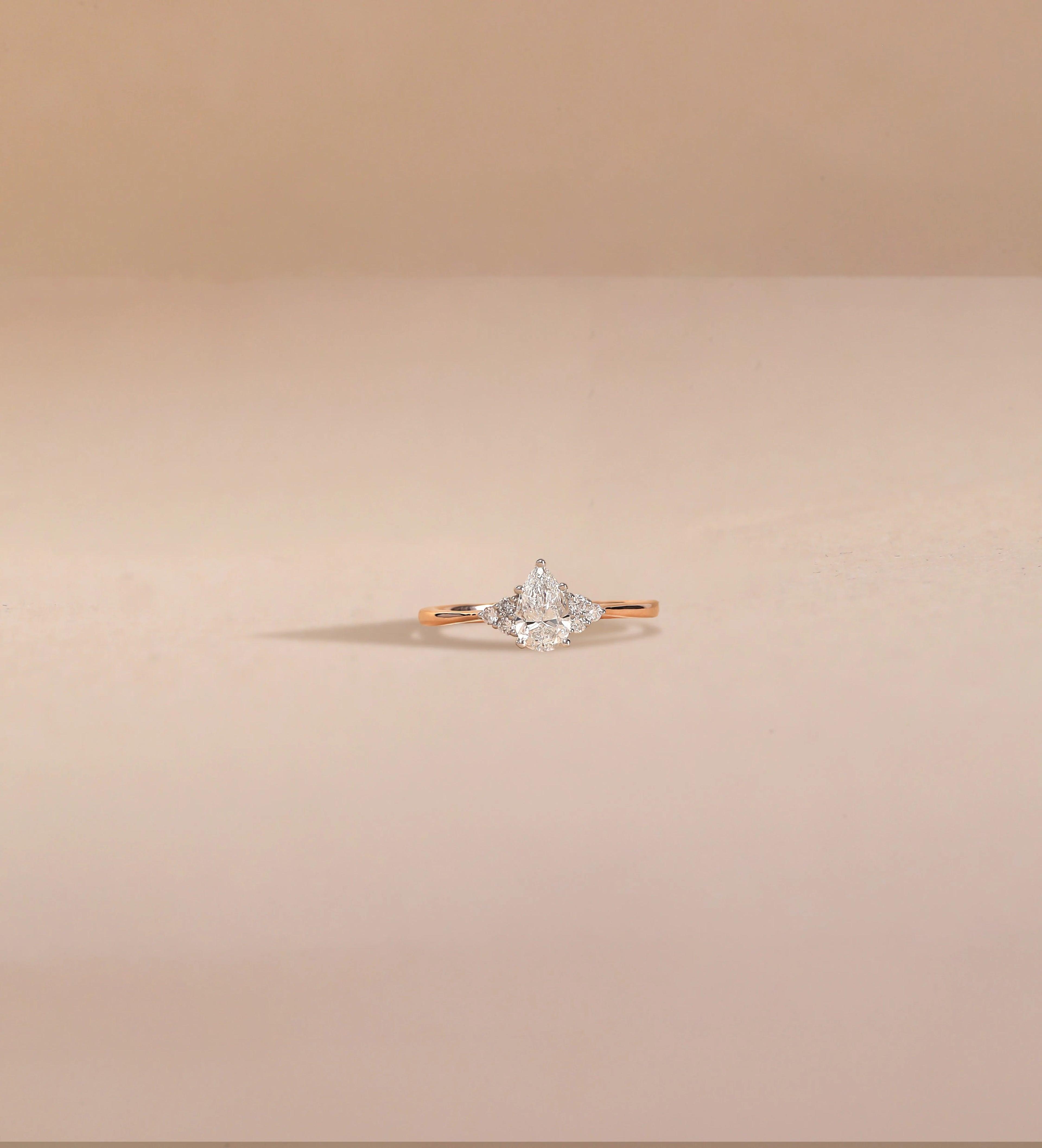 VS Brass 14K Gold Plated Pearl Classic Engagement Ring for Women Men Daily Wear