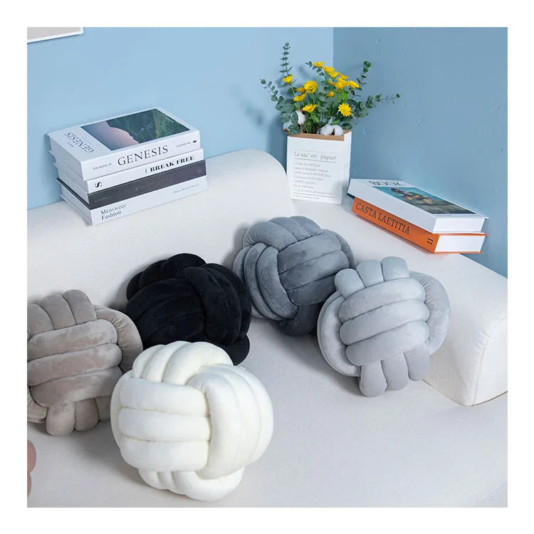 Accept Custom Solid Round Soft Living Room Knot Pillow Ball Cushion Pillow