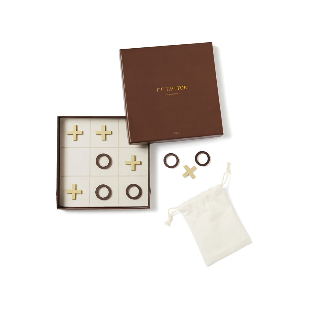 Criss-cross corporate board game
