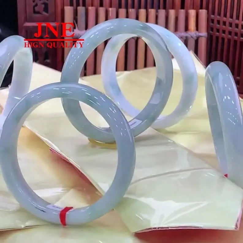Natural A- Type Jade Water Bowl Head Type Jade Delicate Ice Transparent Floating Flowers  Jade Bracelet Wholesale