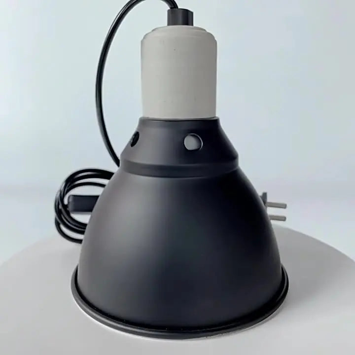 Hot-Selling 5.5 High-Power Reptile Heat Lamp Cover with Anti-Scald Design
