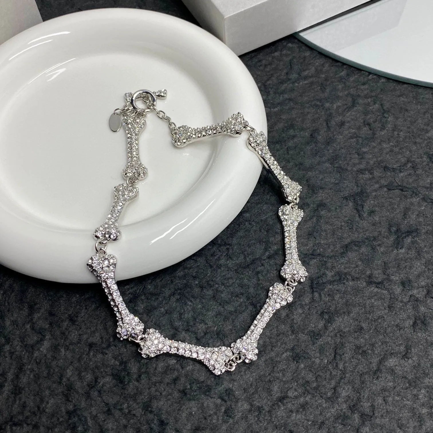 Spicy Girl Style Fully Encrusted With Rhinestones Bone-Shaped Spliced Necklace Cool Choker Popular Style Bracelet