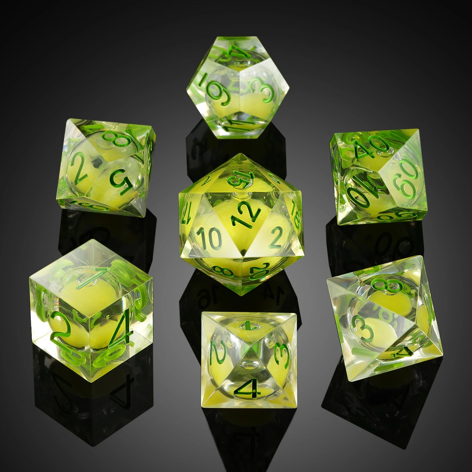 Wholesale Liquid DND Resin Dice Set7PCS Liquid Filled Sharp Edge D&D Dice with Gift Case for Dungeons and Dragon Games