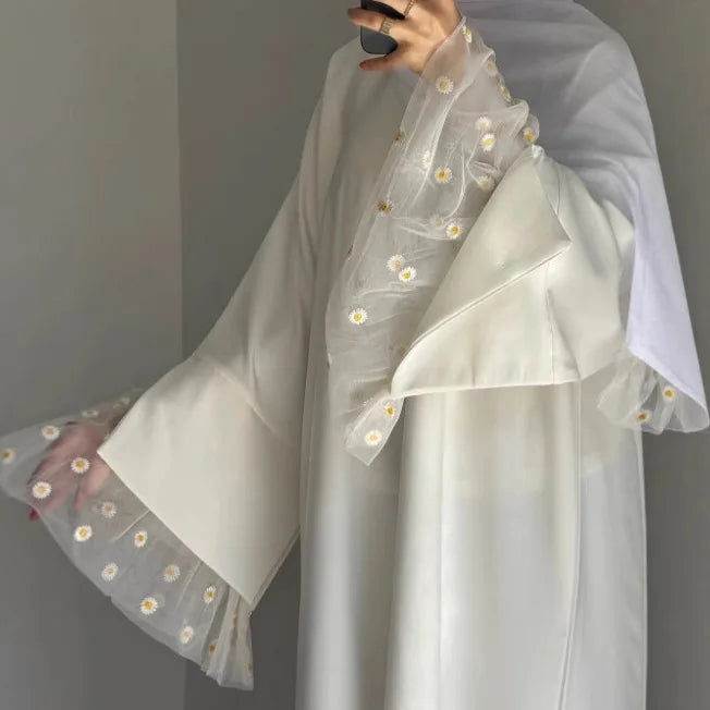 Women's Summer Traditional Flower Embroidery Muslim Clothing Accessory Daisy Nida Lace Abaya Medina Silk White Dress