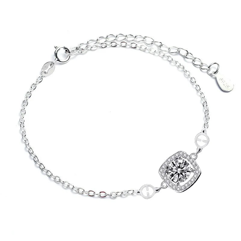 XRZ004 Elegant Luxury Fine Jewelry 925 Sterling Silver Adjustable 1 Carat Moissanite Square Charm Bracelets Women Wedding MegaBDM