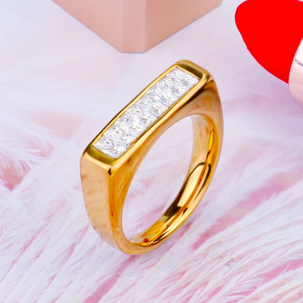 Women's Stainless Steel Ring PVD 18K Gold Plated Inlaid Zircon Waterproof Fashion Jewelry Suitable for Wedding Party Gift