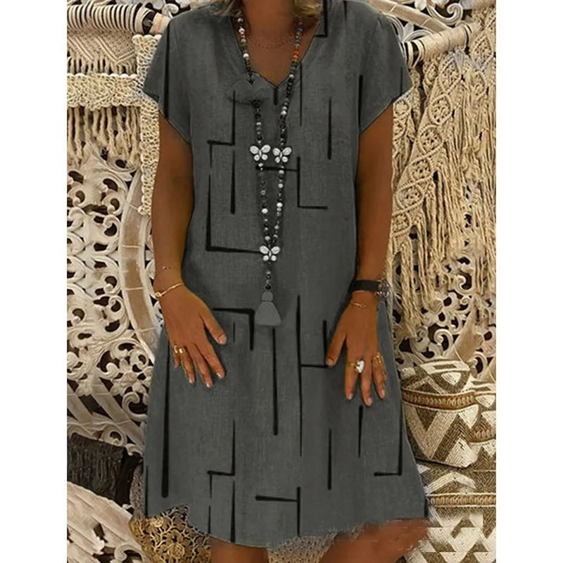 2025 New Arrival Plus-Size Women's Dress | Minimalist Solid Color Loose V-Neck Short-Sleeve Midi Dress