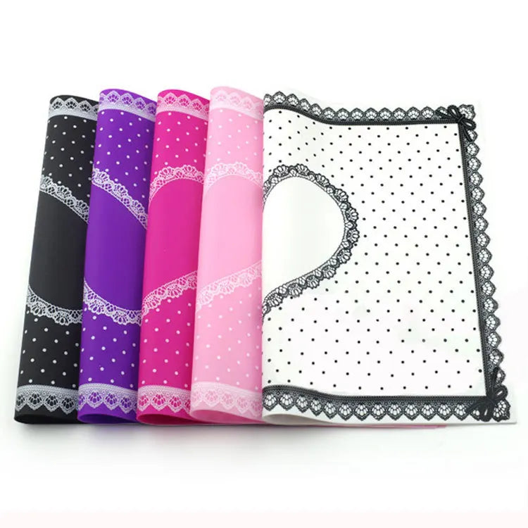 Nail Art Hand Pillow and Nail Art Table Mat Silicone Table Mat Washable Foldable Nail Polish Hand Rest Arm Pad