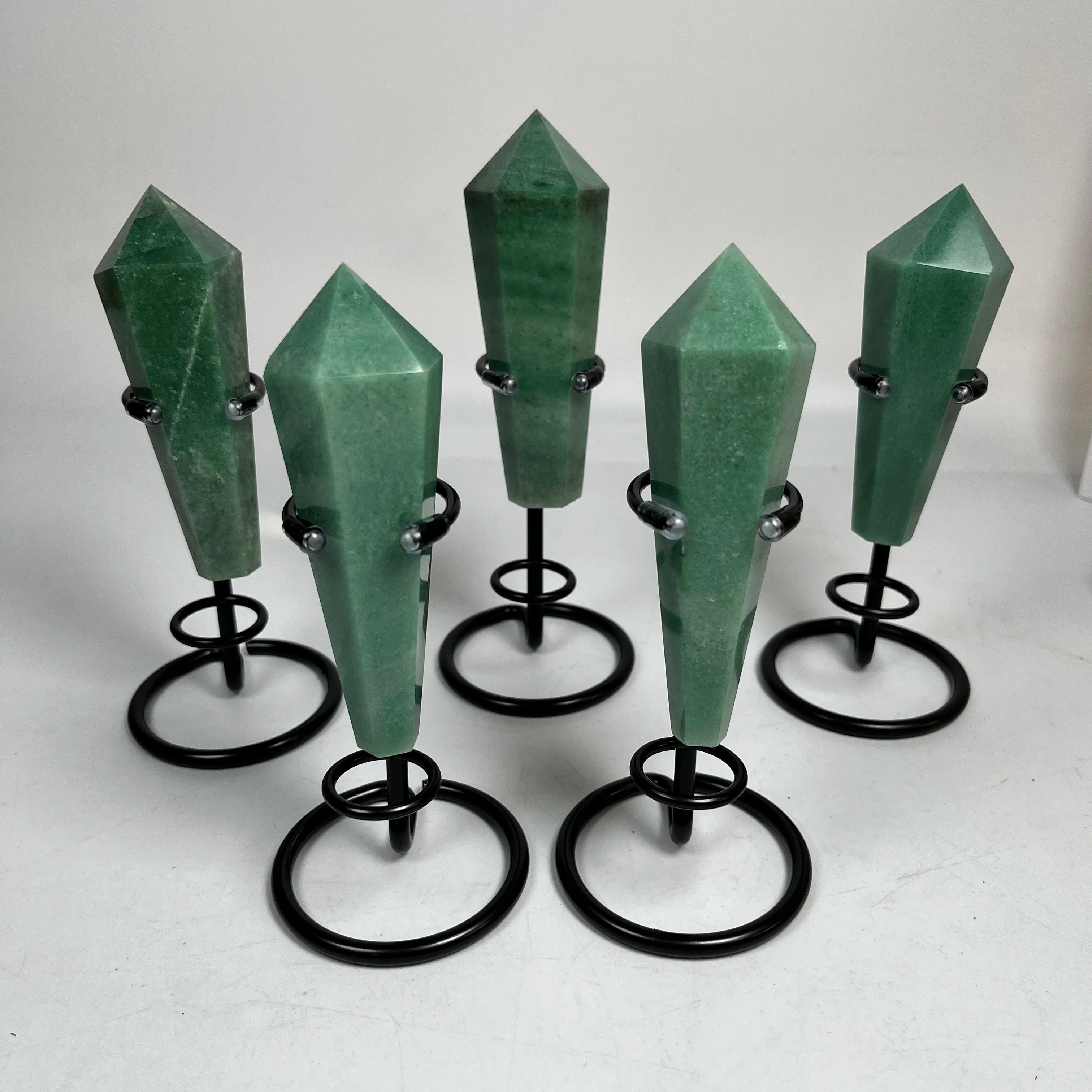 High Quality Natural Healing Crystal Point Stone Green Aventurine Wand for Home Decoration
