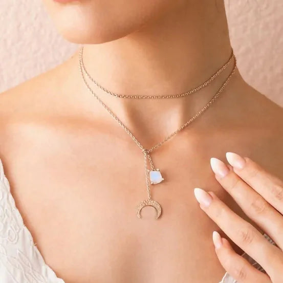 Low MOQ Wholesale Jewelry 925 Sterling Silver Moonstone Moon Pendant Tied Knot Adjustable Necklace
