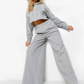 Custom Two Piece Set Tracksuit Women Crop Zip Hoodie Joggers Sweat Suits Velour 2 Piece Sets Sweatsuit Tracksuit