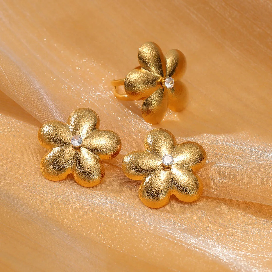 New Zirconia Flowers Fashion Personalized Design Stainless Steel Earrings Ring Earrings Set for Women