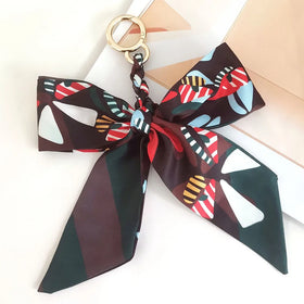 Woven Handmade Silk Tassel Keychain Ribbon Bow Pendant Bag Charm Key Chains Silk Macrame Keychains for Women Purse Handbag Deco