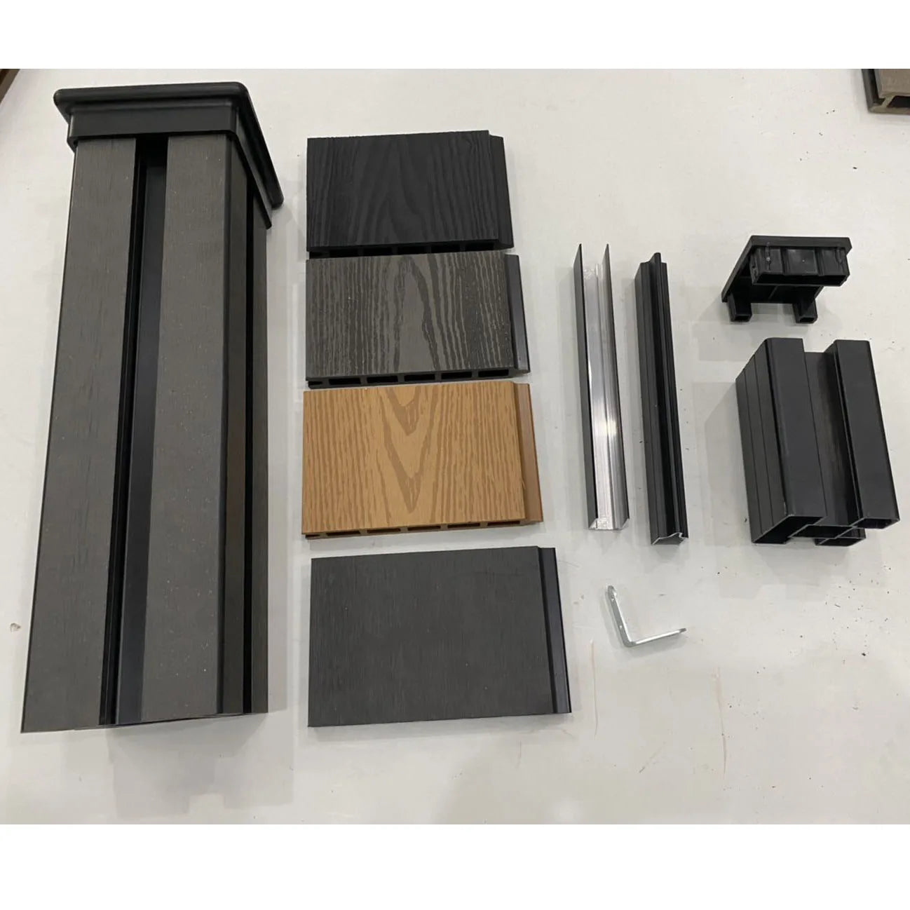 WPC Fence Panels PVC Decking with Aluminum Post Accessories