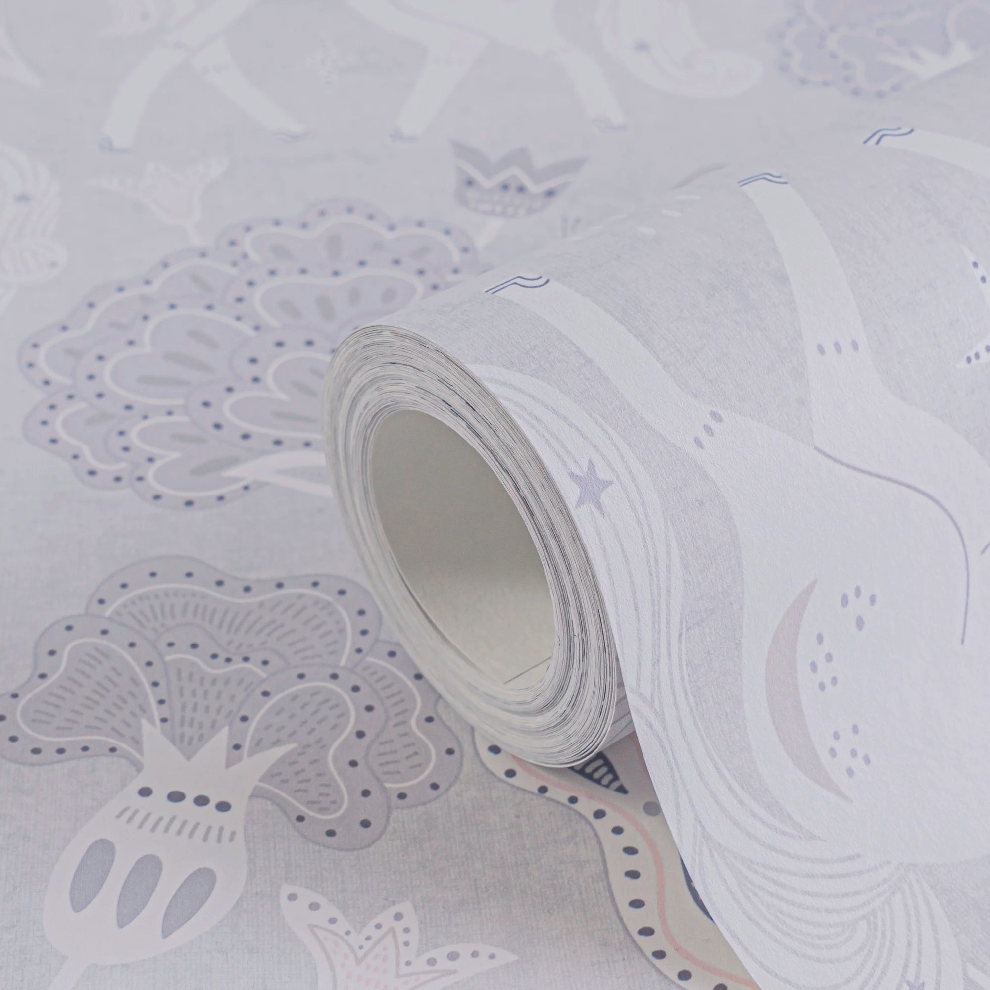 Made in Germany Modern Non Woven Wallpaper Rolls Stripes & Plaid Grey Pink White Kitchen Hotel Gym 10.05x0.53m