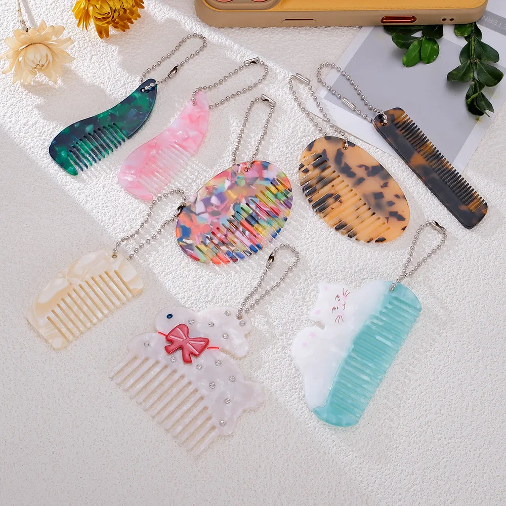 Wholesale Mini Acetate Hair Combs Keychain Cute Portable Small Comb Hairbrush Accessories for Salon Use Promotional Keychain