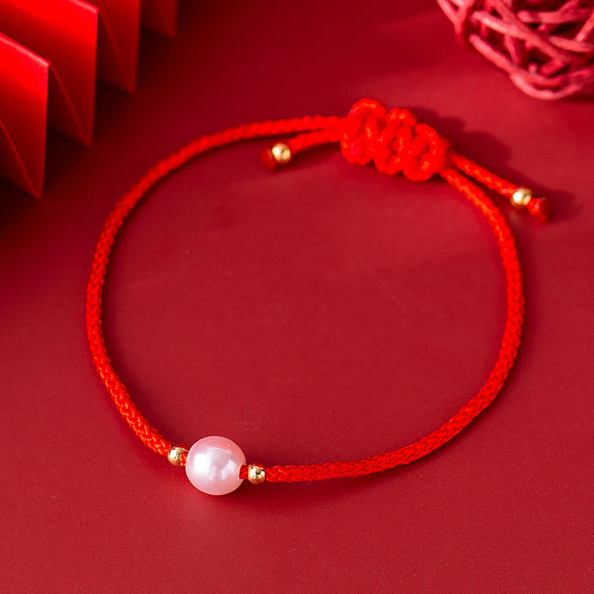 Minimalist Chinese Style Red String with Shell Pearl Charm Bracelet Good Fortune Symbol Charm Bracelet for Women Gift MegaBDM