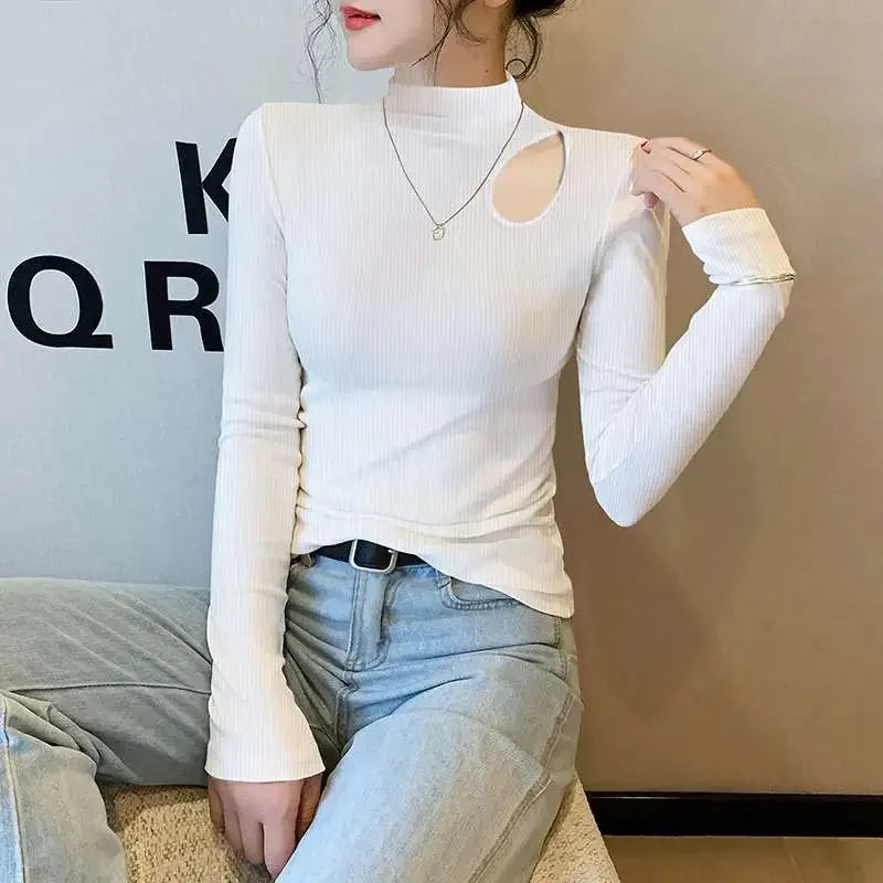 Spring and Autumn Slim Long Sleeve Base Shirt Solid Color Turtle-Neck and Hollow Top Knitted Pullover Sweater for Woman