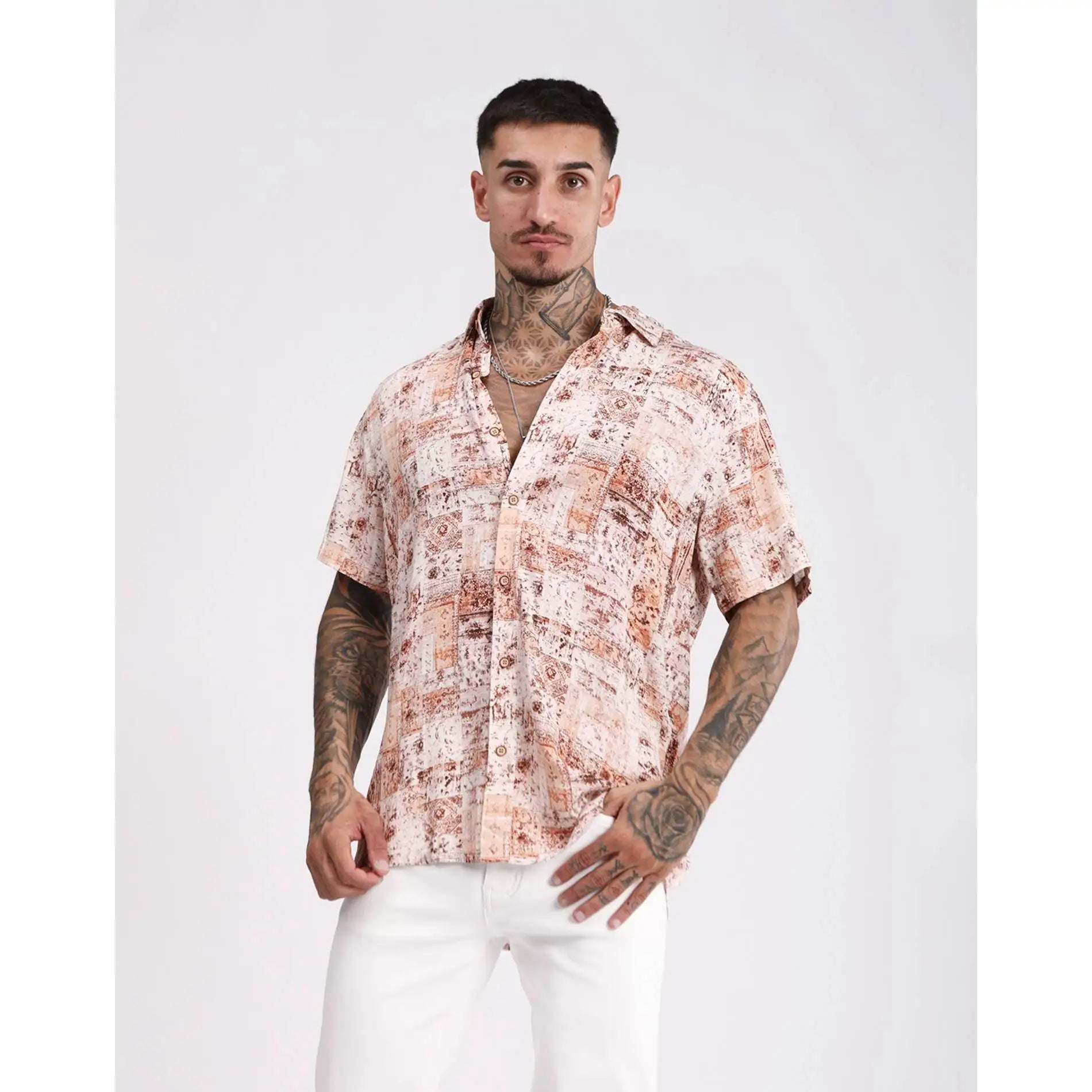 Soft Drapey Fabric Breathable Casual Summer Men's Hawaiian Shirt with Stylish Brick Pattern Design
