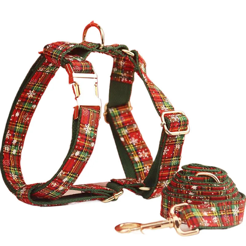 Modern Christmas Plaid Pet Set Wholesale Dog Collar & Leash with Bell Elegant Luxury Floral Style Personalized for Dogs & Cats