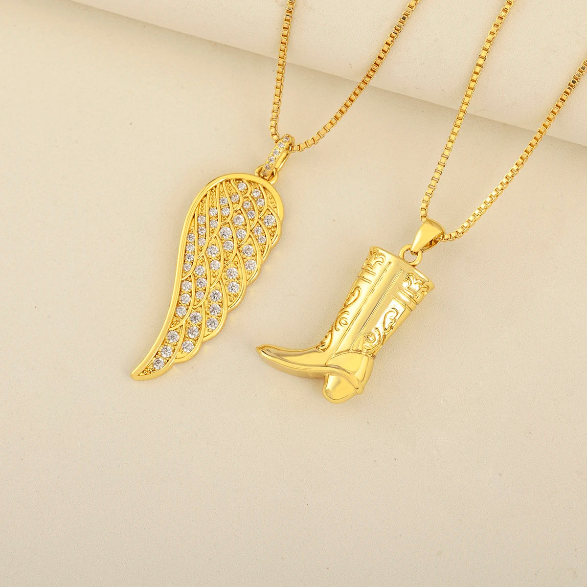 QIKU Wholesale Geometric Angel Wing & Boot Shape Funny Necklace Gold Plated Bohemia Link Chain Adjustable Jewelry Unisex Gift